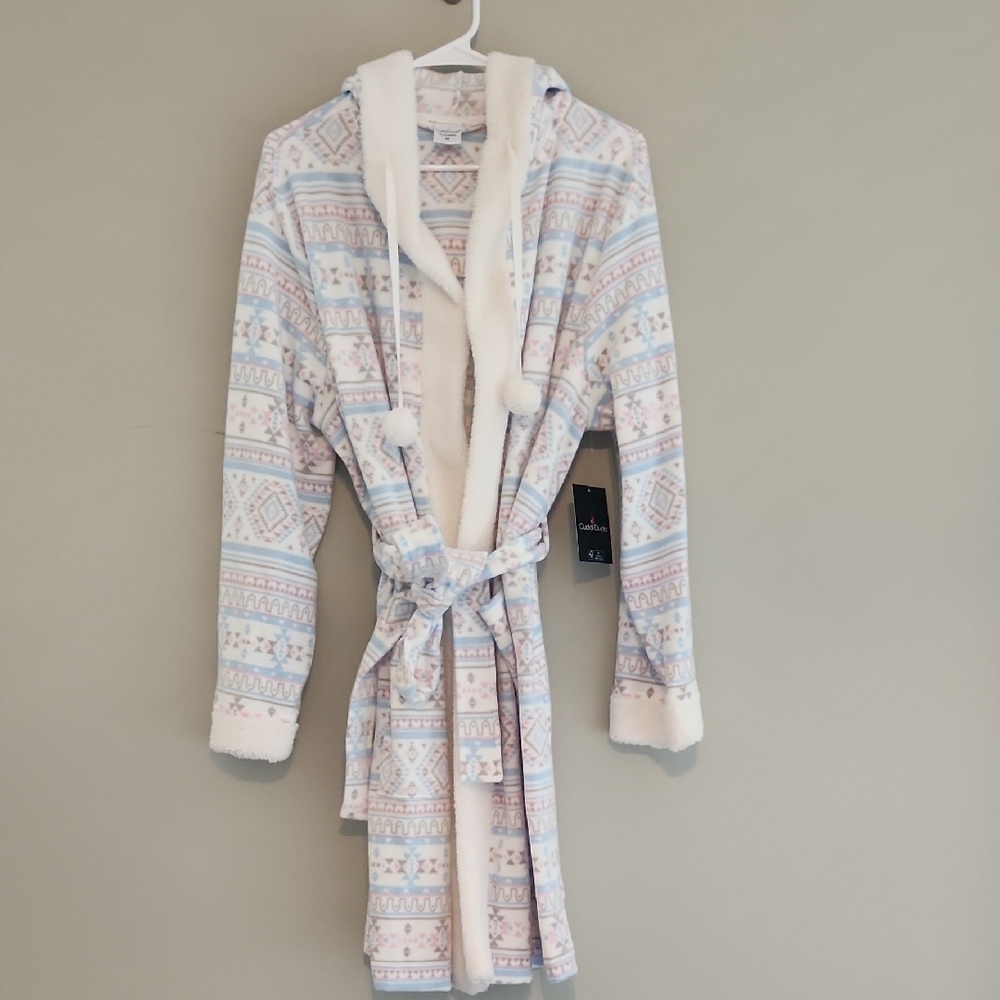 Cozy Pom-Pom Hooded Fleece Robe - Pastel Fair Isle